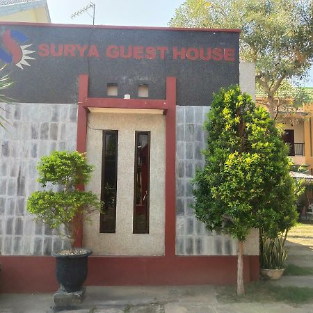 Surya Guest House Probolinggo Zewnętrze zdjęcie